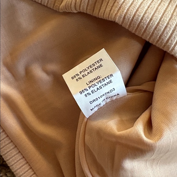 🦋Meshki Beige Dress!🦋 - Picture 6 of 7